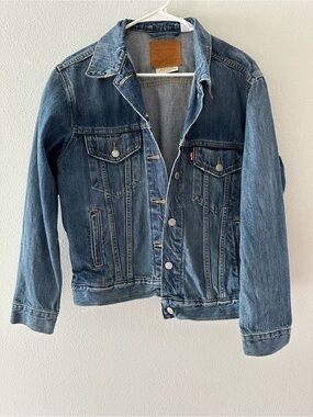 Levi's Large Blue Denim Jean jacket